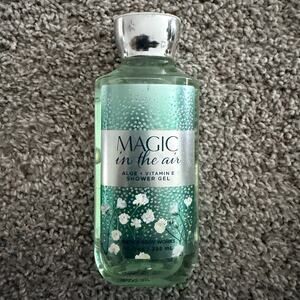 Bath & Body Works Magic in the Air Shower Gel NEW